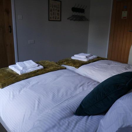 The Fox And Hounds Hotel Whittlebury Ngoại thất bức ảnh