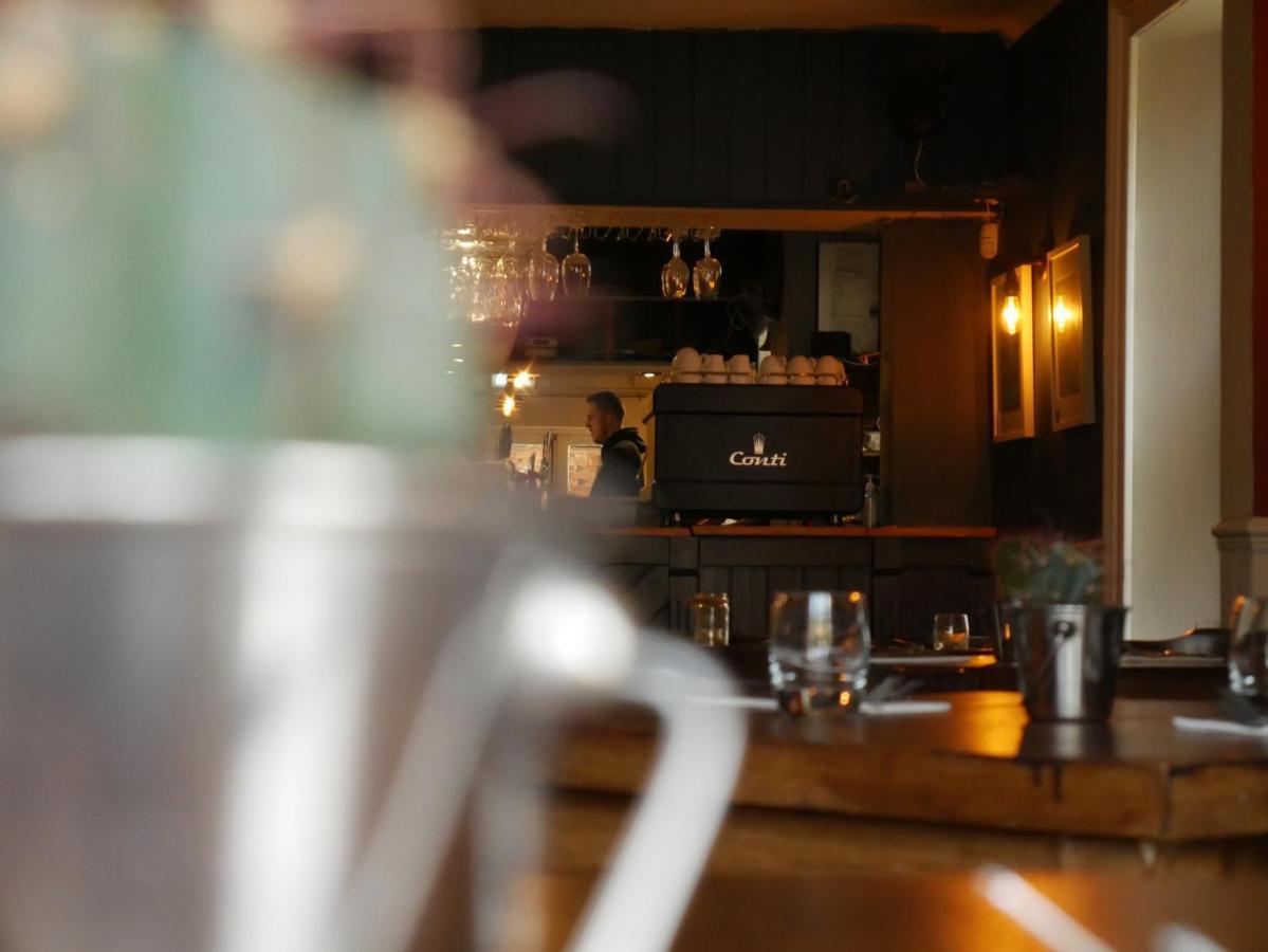 The Fox And Hounds Hotel Whittlebury Ngoại thất bức ảnh