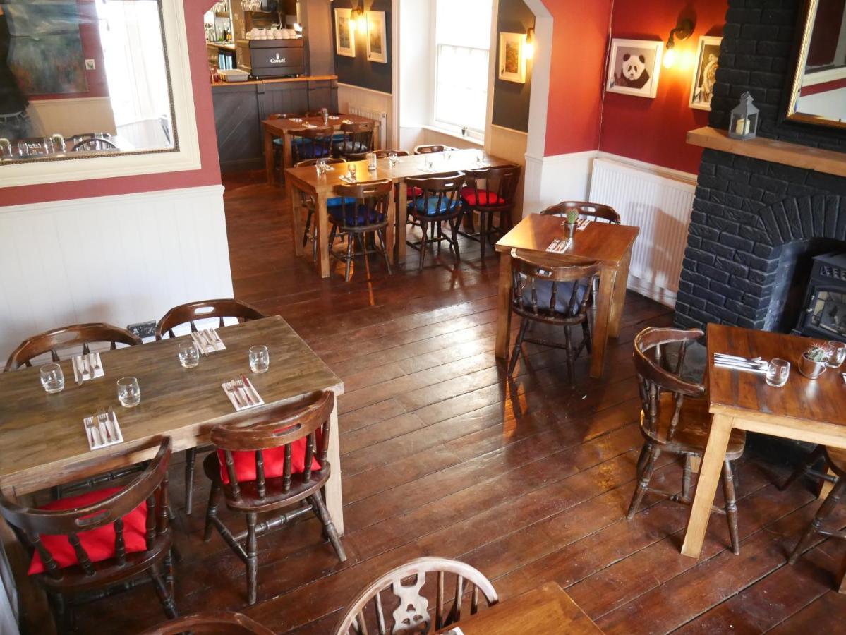 The Fox And Hounds Hotel Whittlebury Ngoại thất bức ảnh